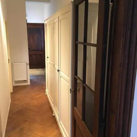 Sauveniere 4 Appartement